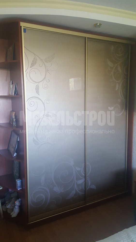 Шкафы-купе на заказ в Севастополе. Мебельстрой